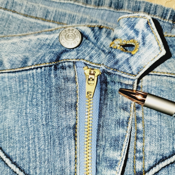 Goddess Trend Women Plus Size 23/24 Stretch Denim Mini Blue Jeans Skirt - Picture 8 of 11